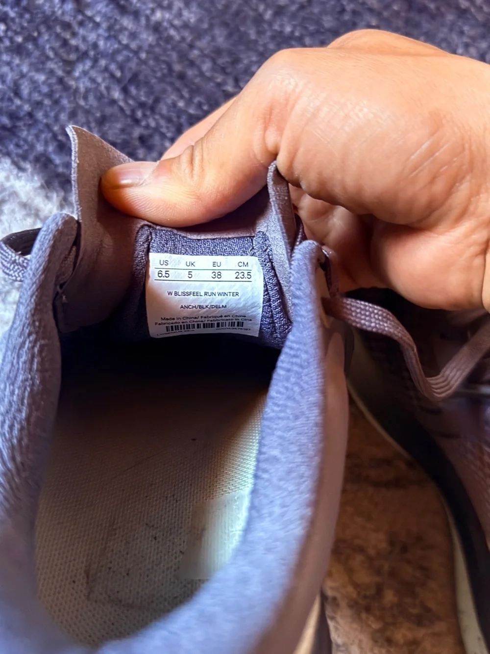 Lululemon Athletic Blissful Running Shoes - Mauve like new